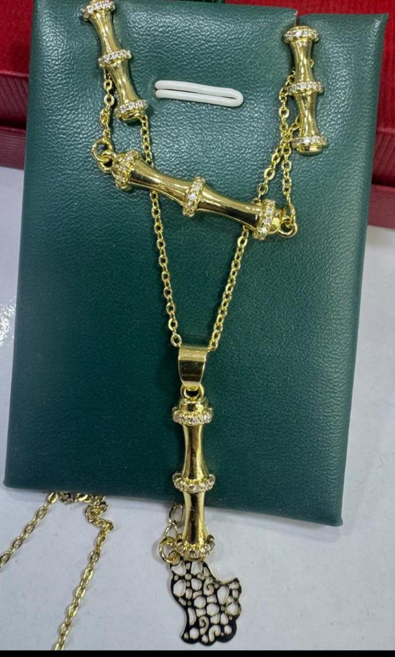 Collier/gourmette/boucles - Acier inoxydable - Femme - Résistant à l'eau